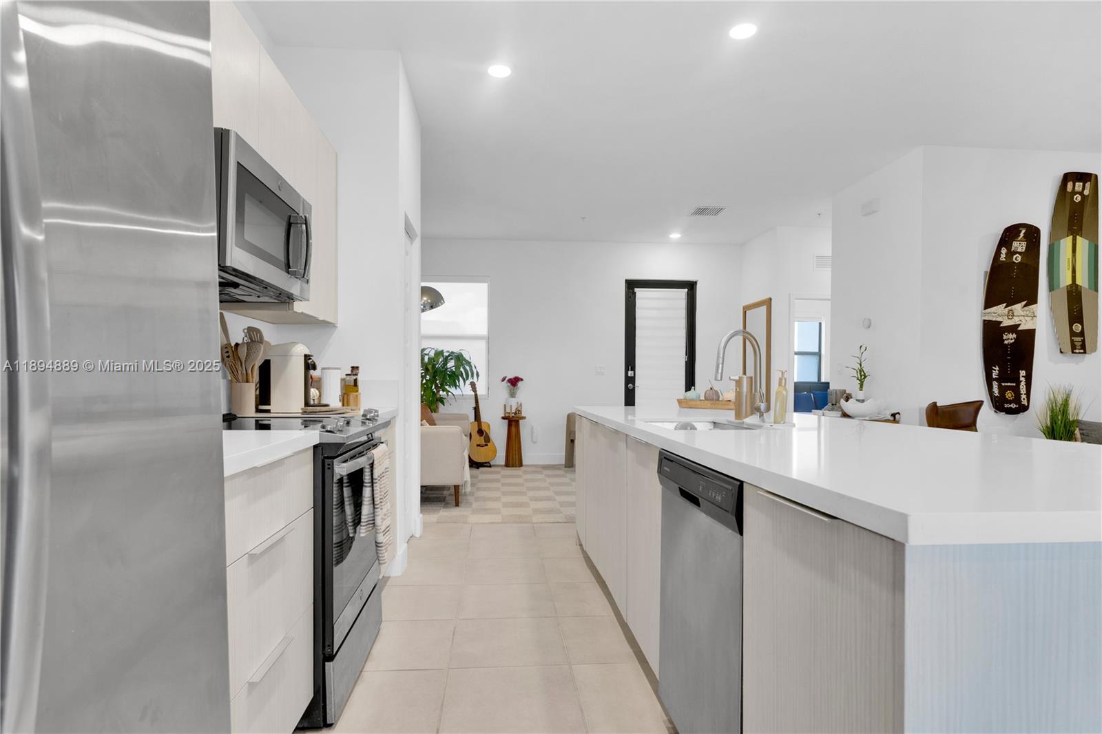 APEX AT PARK CENTRAL COND - Residential