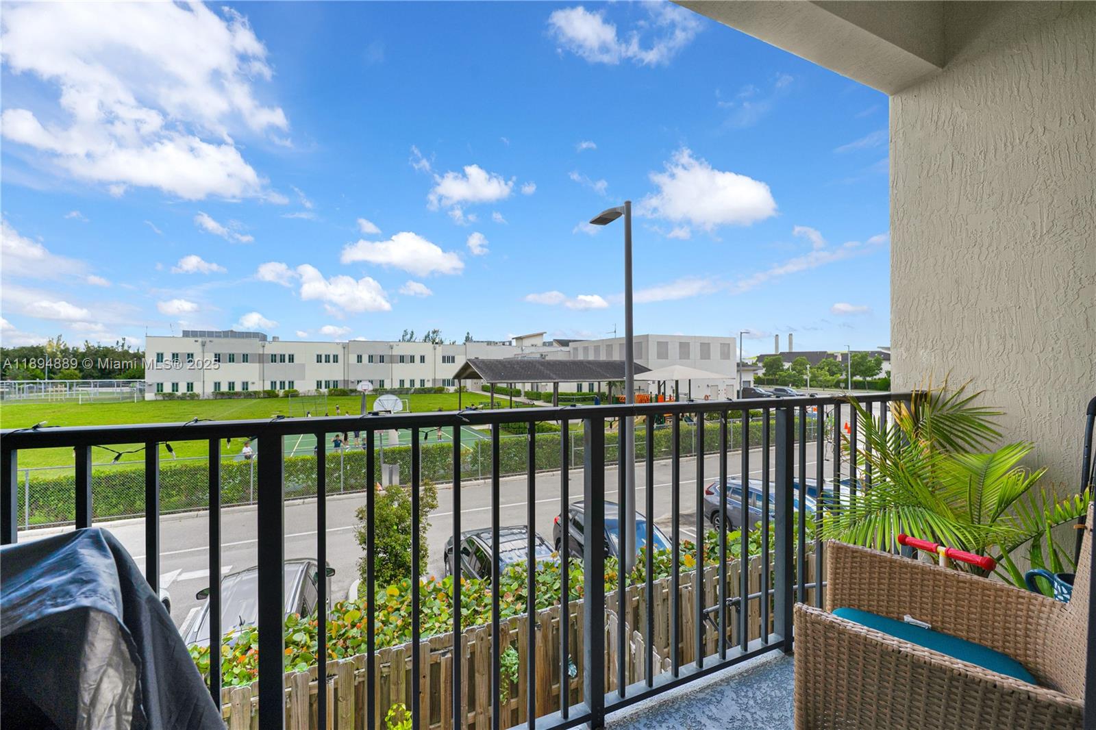 APEX AT PARK CENTRAL COND - Residential