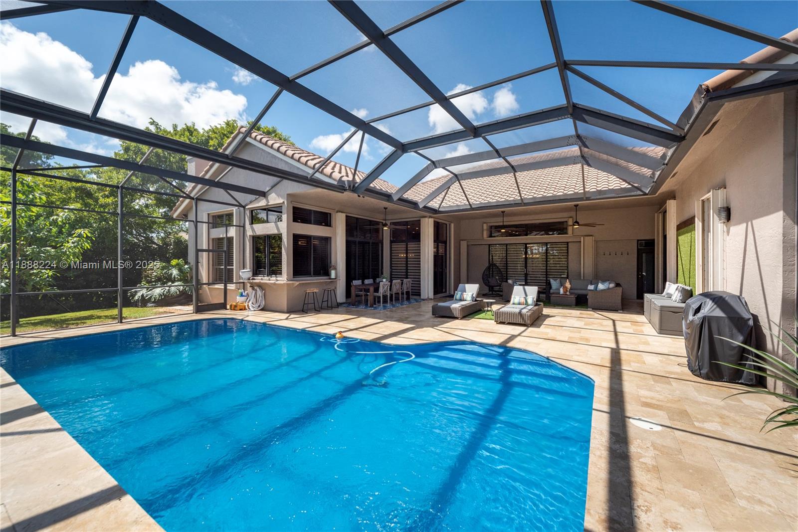 PLANTATION ACRES - Residential