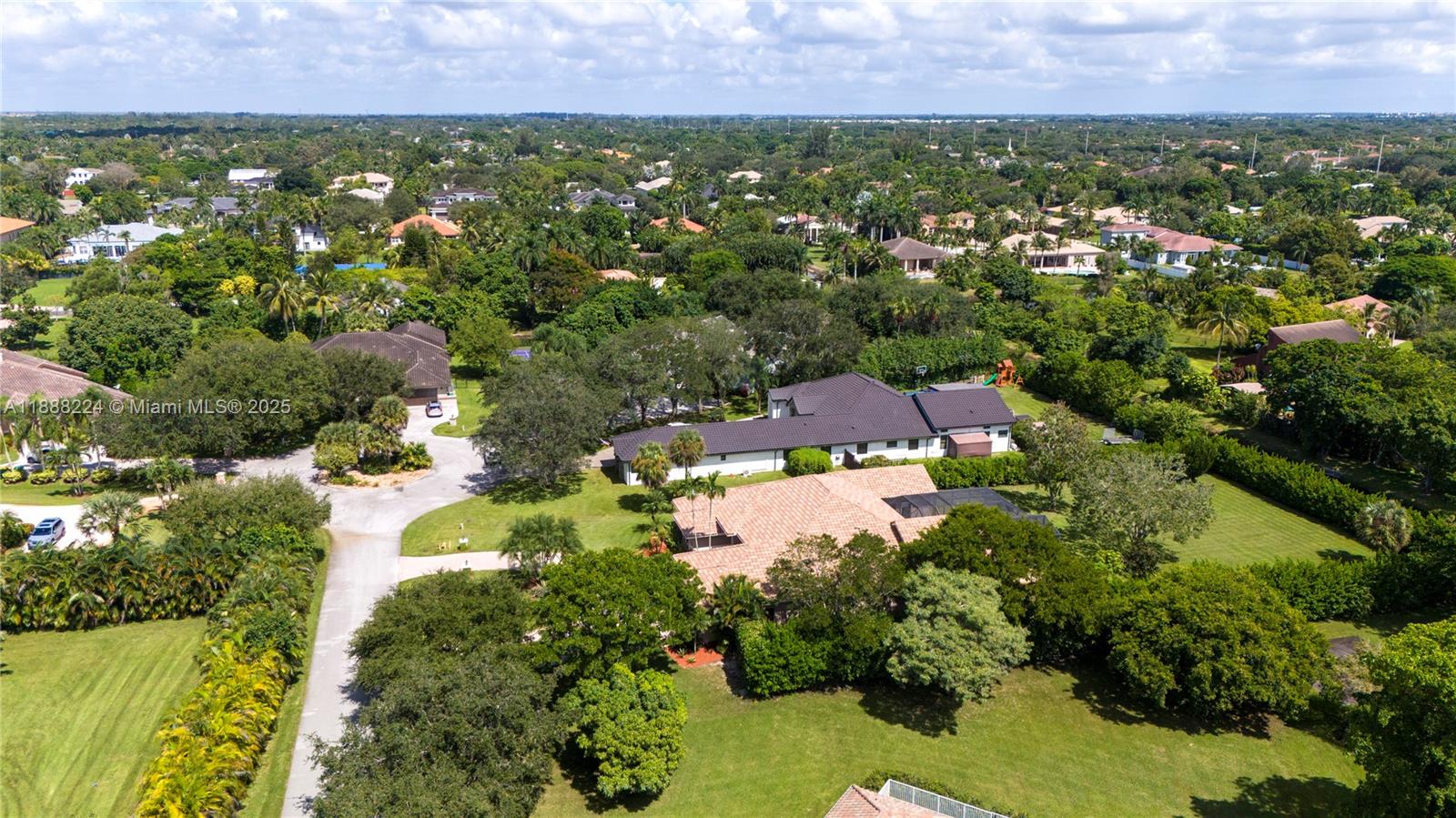 PLANTATION ACRES - Residential