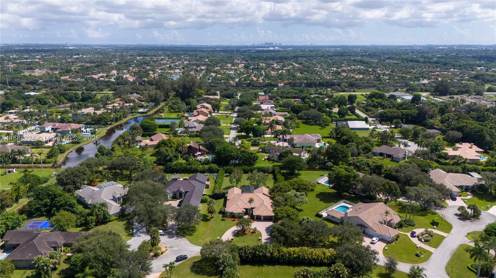 PLANTATION ACRES - Residential