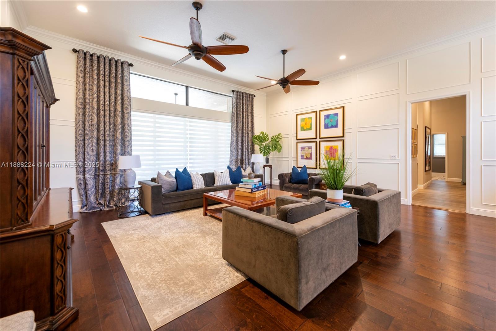 PLANTATION ACRES - Residential