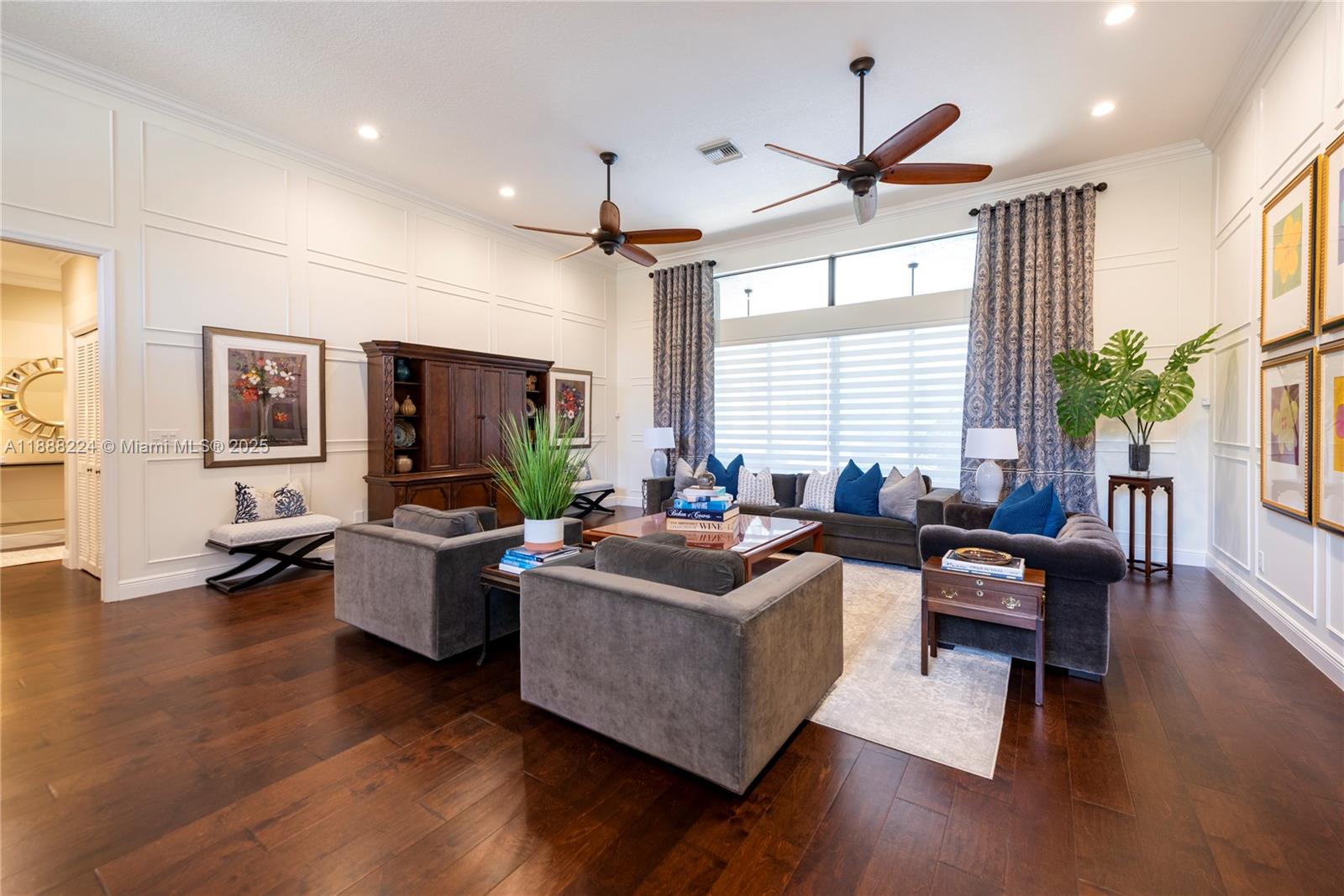 PLANTATION ACRES - Residential