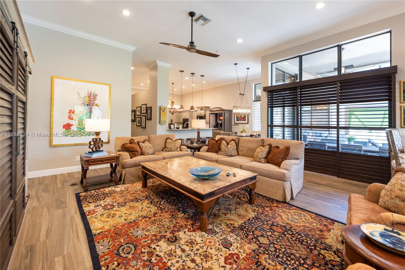 PLANTATION ACRES - Residential