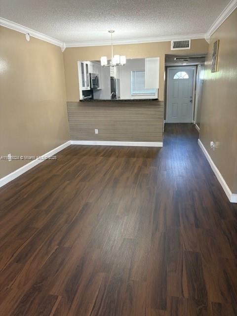 426 NE 210th Cir Ter 203-2