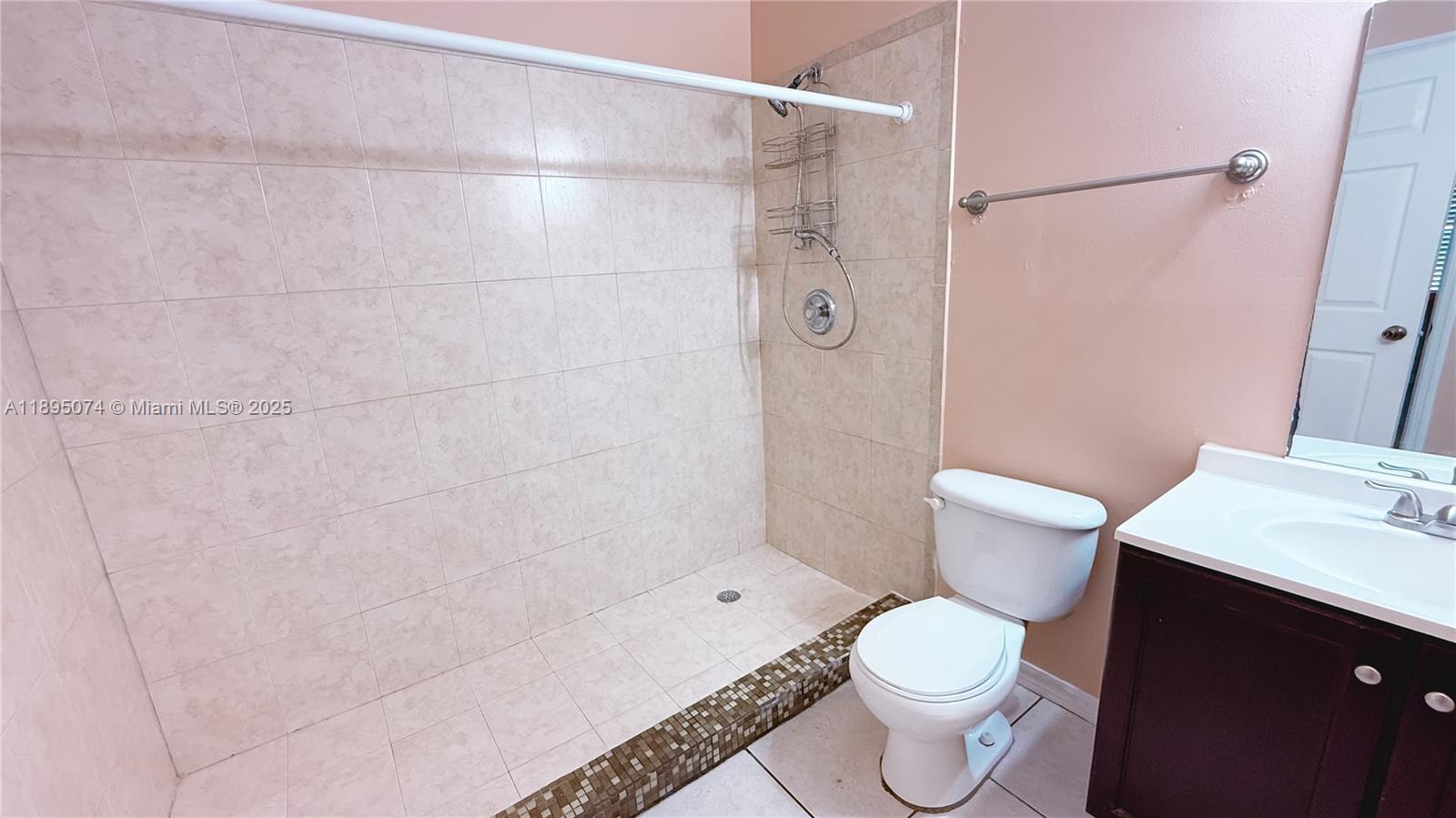 WATERSIDE TOWNHOMES SEC 5 - Residential Lease