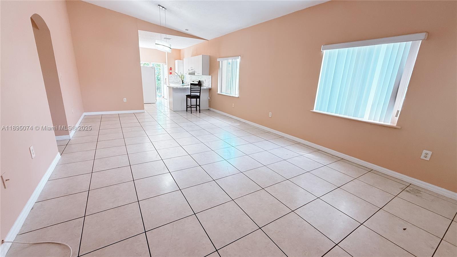 WATERSIDE TOWNHOMES SEC 5 - Residential Lease