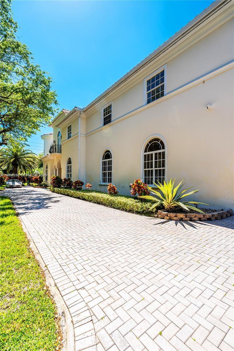 I P T SUB - Residential