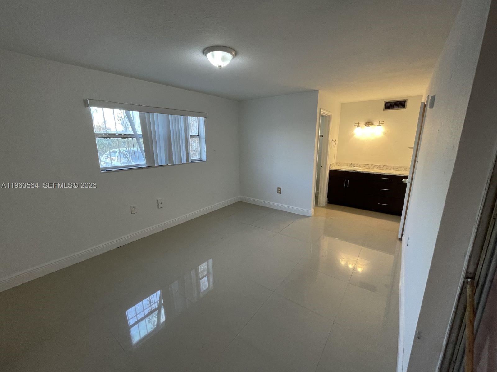 POINT SOUTH CONDO - Residential Lease