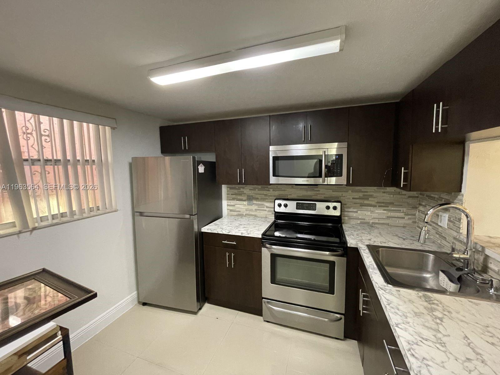 POINT SOUTH CONDO - Residential Lease
