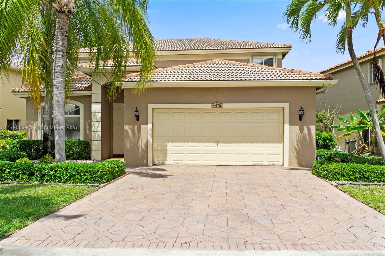 4475 Banyan Trails Dr, Coconut Creek, FL, 33073/$749,000 2 4475 Banyan Trails Dr