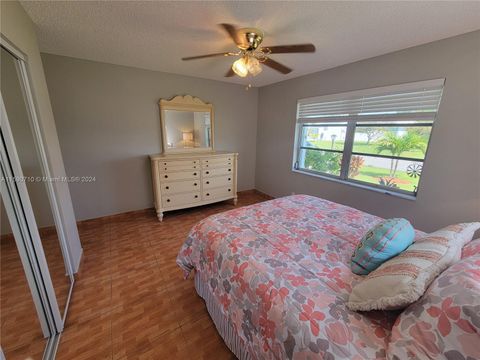 Single Family Residence in Boynton Beach FL 1220 22nd Ave Ave 31.jpg