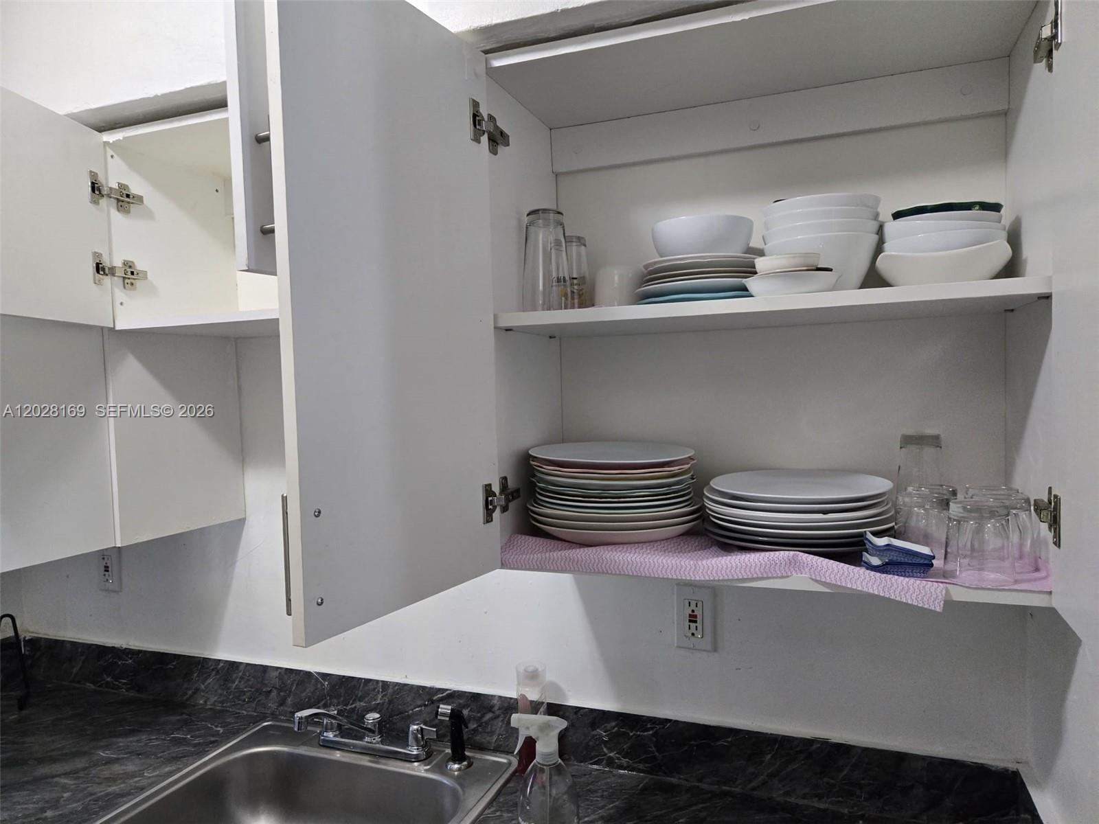 7035 Rue Granville 2