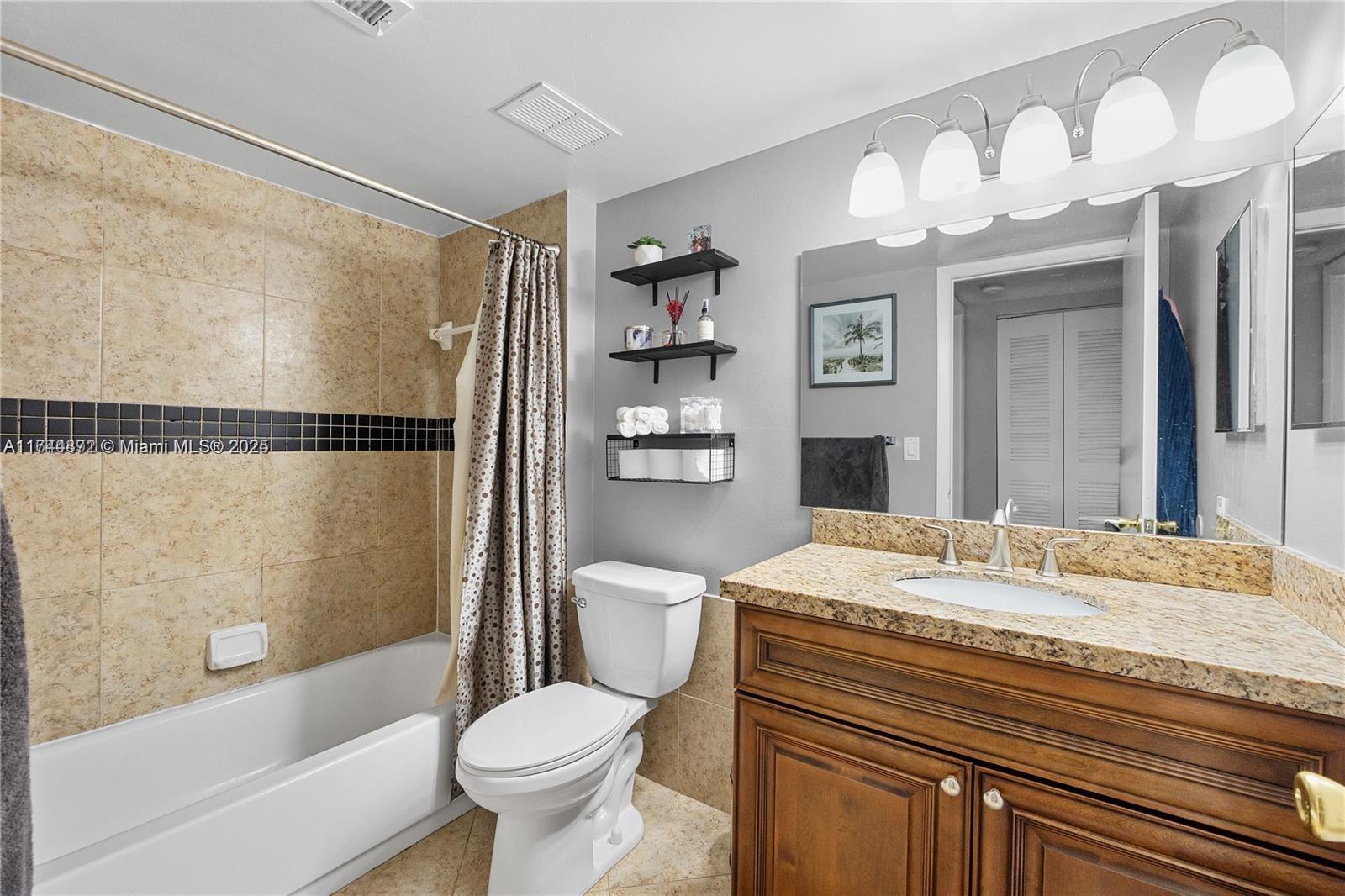 SUMMERBREEZE CONDO - Residential