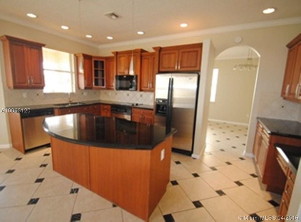 Riviera Isles II 170-53 B - Residential Lease