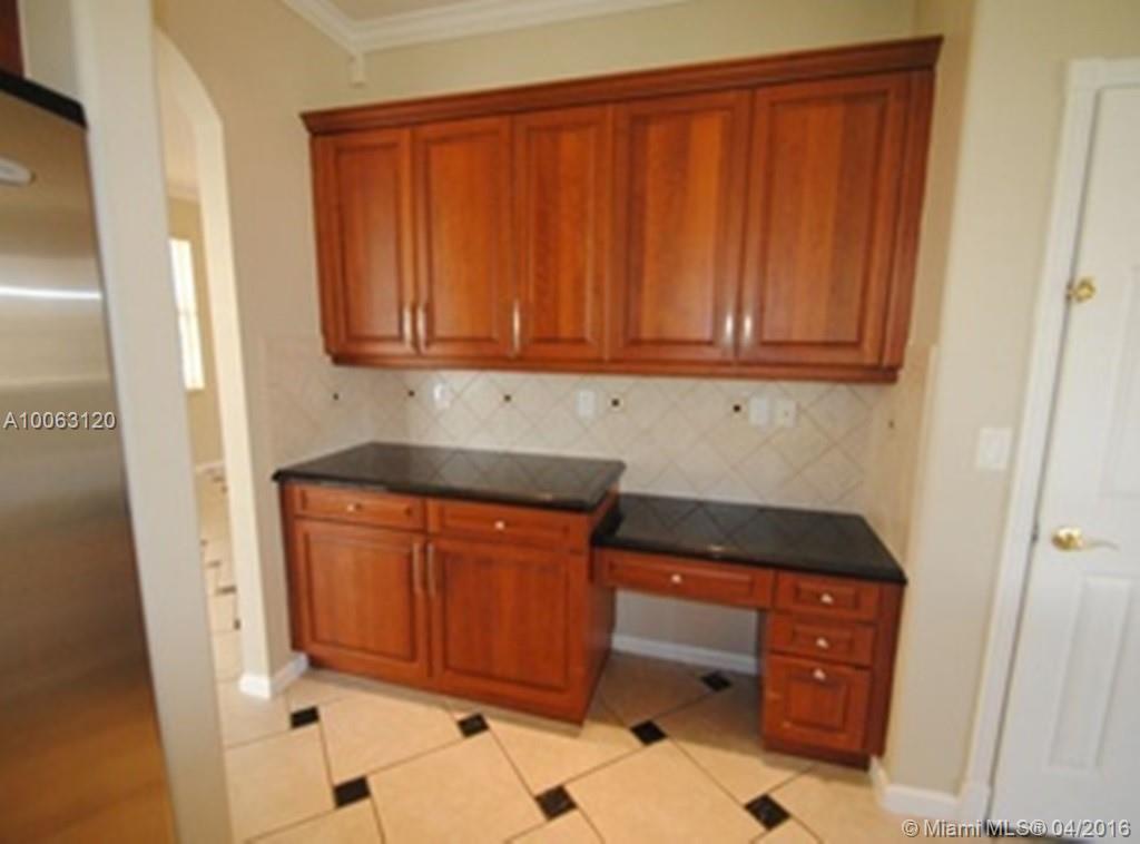 Riviera Isles II 170-53 B - Residential Lease