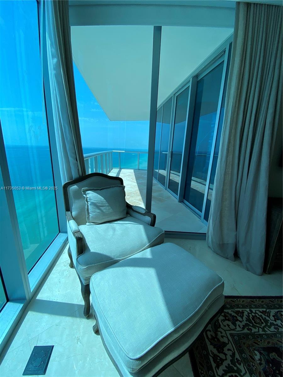 JADE BEACH CONDO - Residential Lease