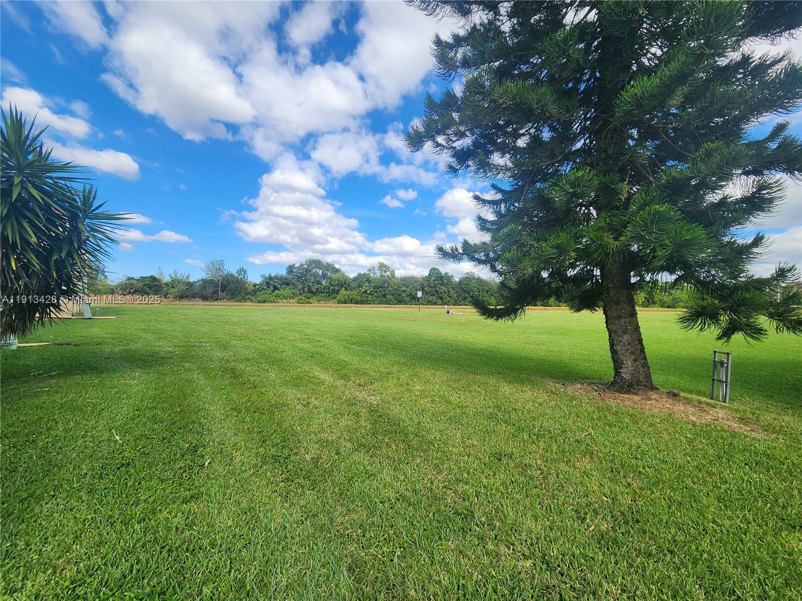 SUNRISE LAKES76-Phase 3 - - Residential