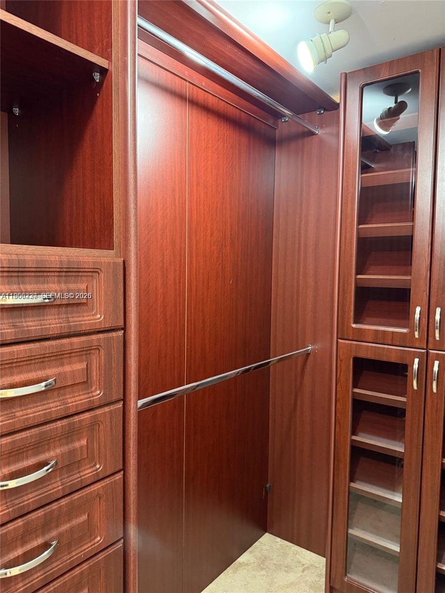 POINCIANA IS YT & RCQ CLU - Residential