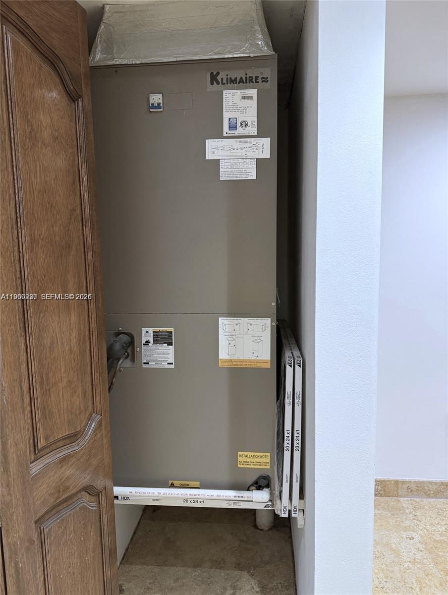 POINCIANA IS YT & RCQ CLU - Residential