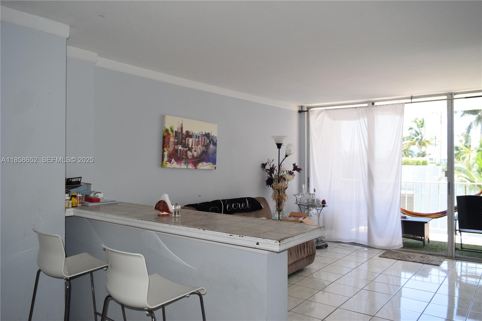 KENNEDY HOUSE CONDO - Residential