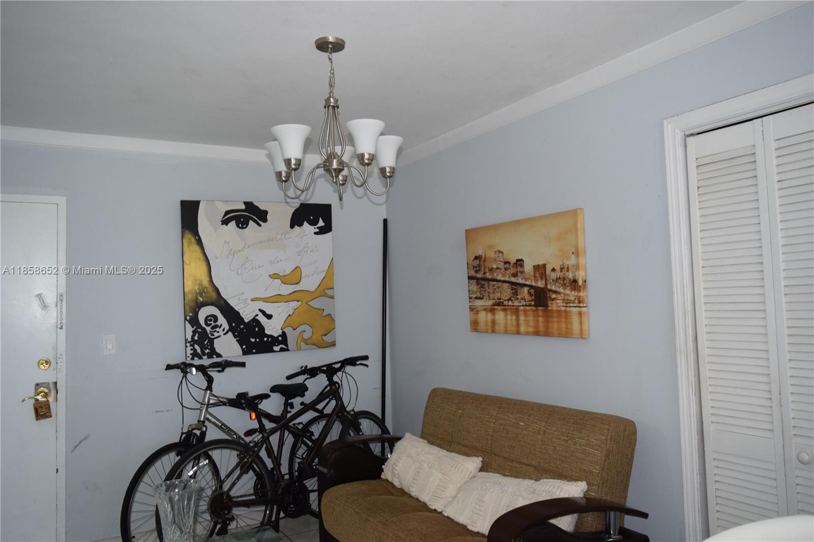 KENNEDY HOUSE CONDO - Residential