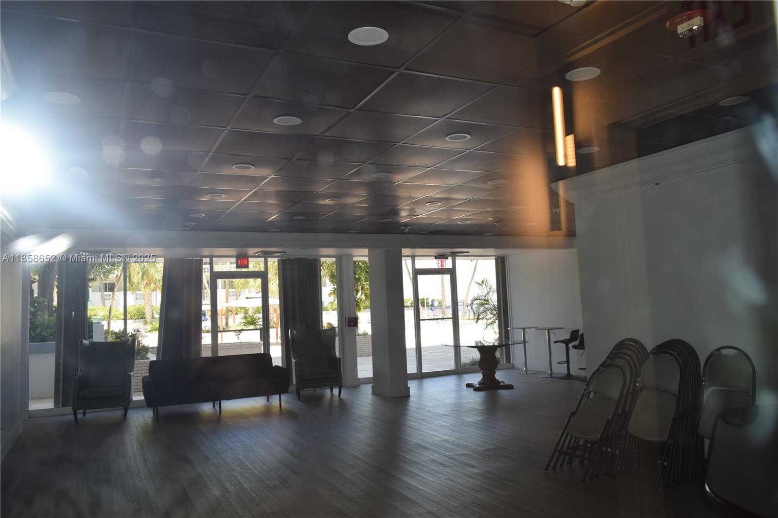 KENNEDY HOUSE CONDO - Residential