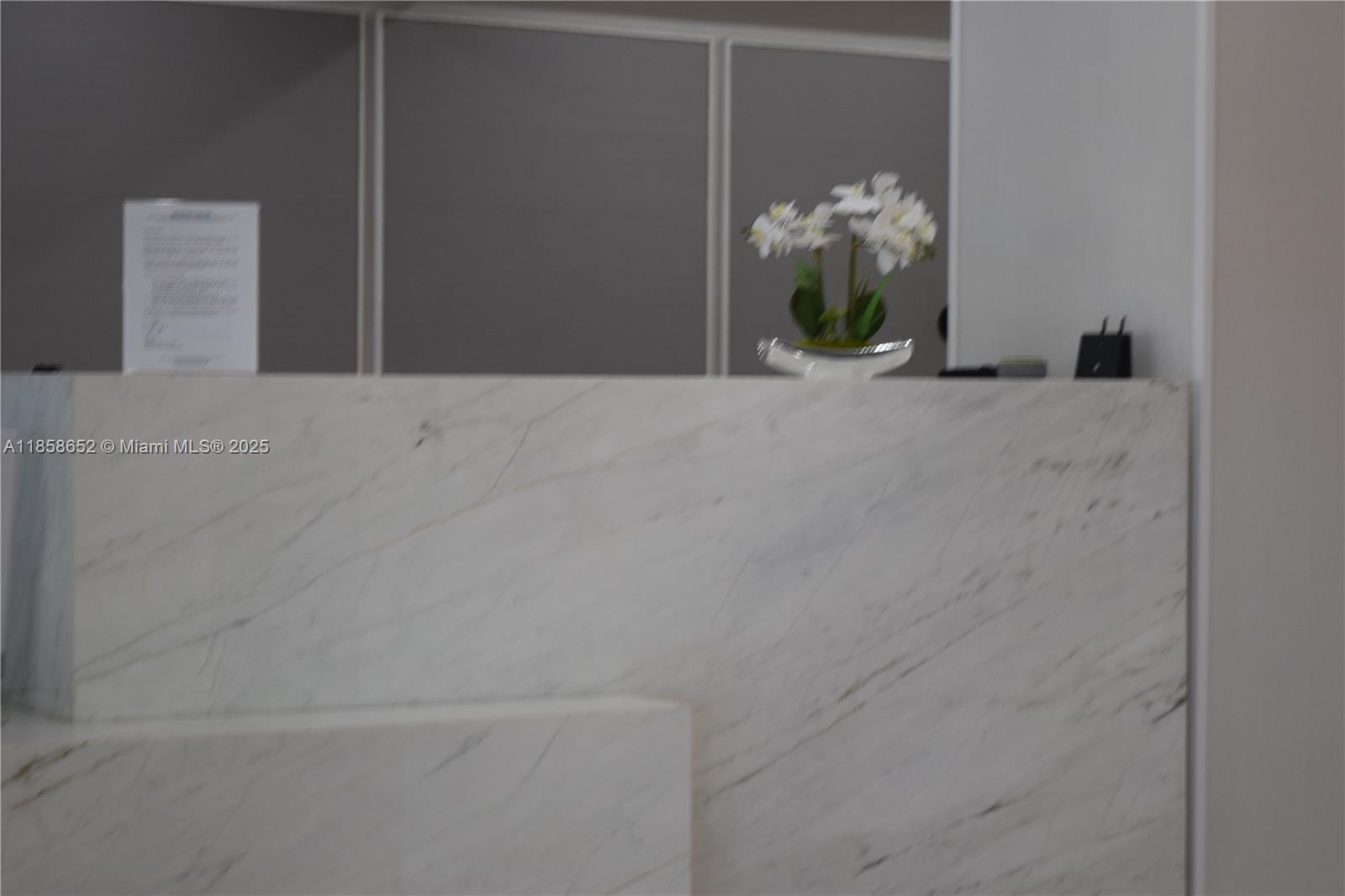 KENNEDY HOUSE CONDO - Residential