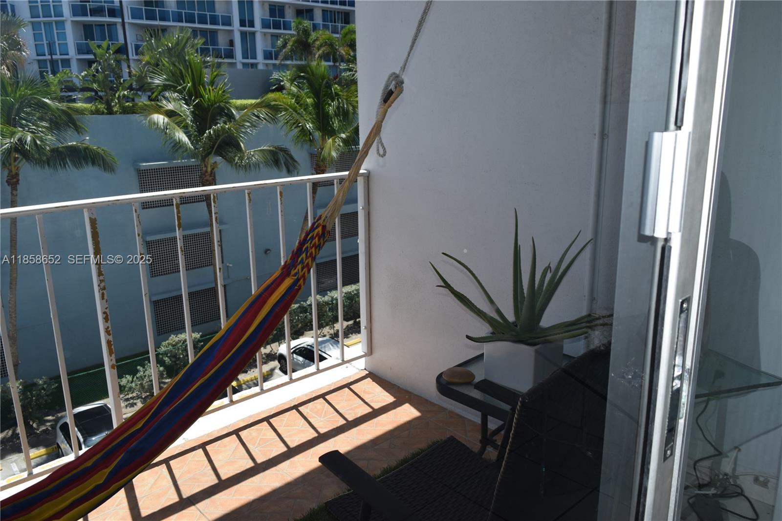 KENNEDY HOUSE CONDO - Residential