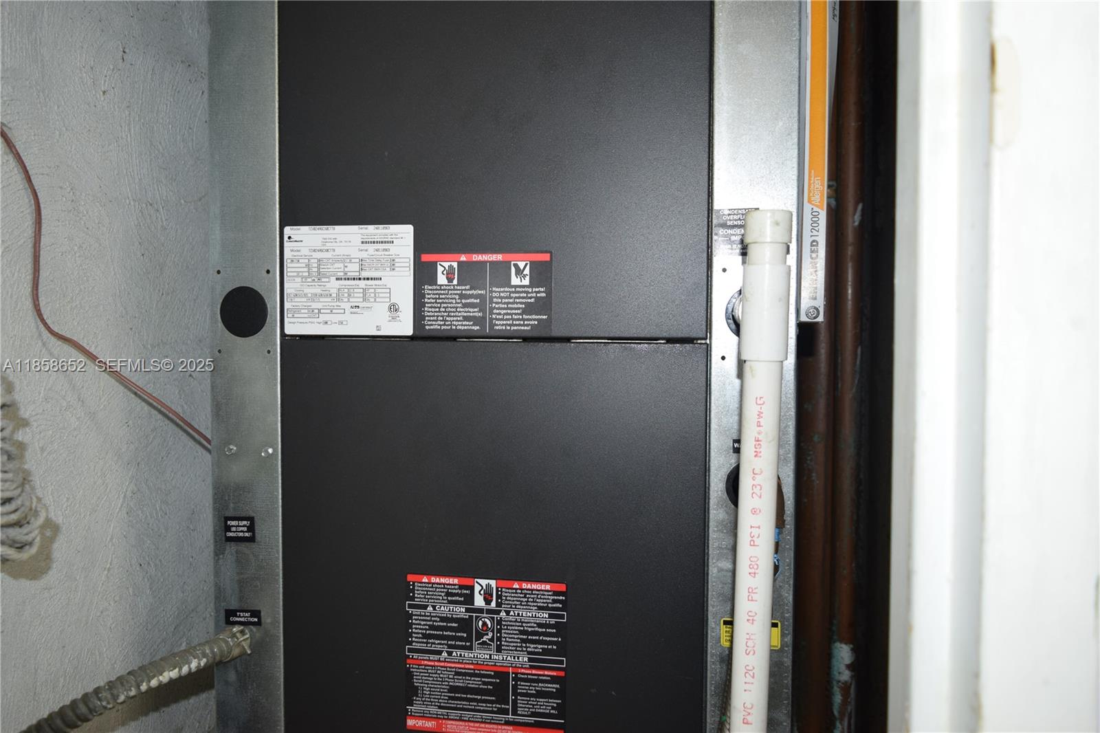 KENNEDY HOUSE CONDO - Residential