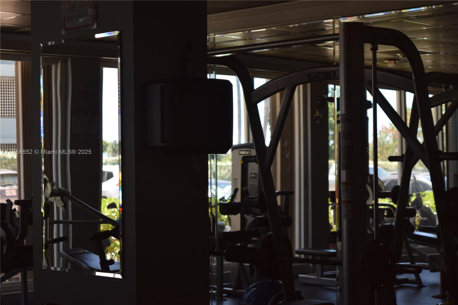 KENNEDY HOUSE CONDO - Residential