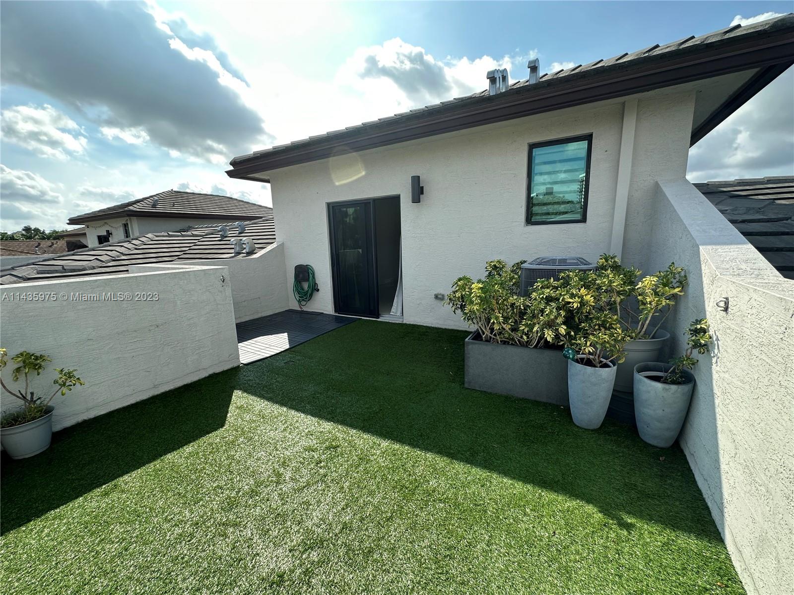 Amazing 3 story home built in 2019. Beautiful finishes all throughout the property. 3 bedrooms 2 full bathrooms
two 1/2-bathroom for your convenience. 2 car garage, 2 roof top terraces, washer and dryer. 2 water heaters, 2 a/c units. Primary bedroom has double walk-in closet along with double vanity. Amenities include splash zone, large pool, Billard room, ping pong table, indoor basketball game, party room, gym and more. Property is located nearby Downtown Doral Elementary/High school, Publix with garage, lot of restaurants, an Urgent care and parks with playgrounds. You will absolutely love this unit. Don't miss this opportunity.