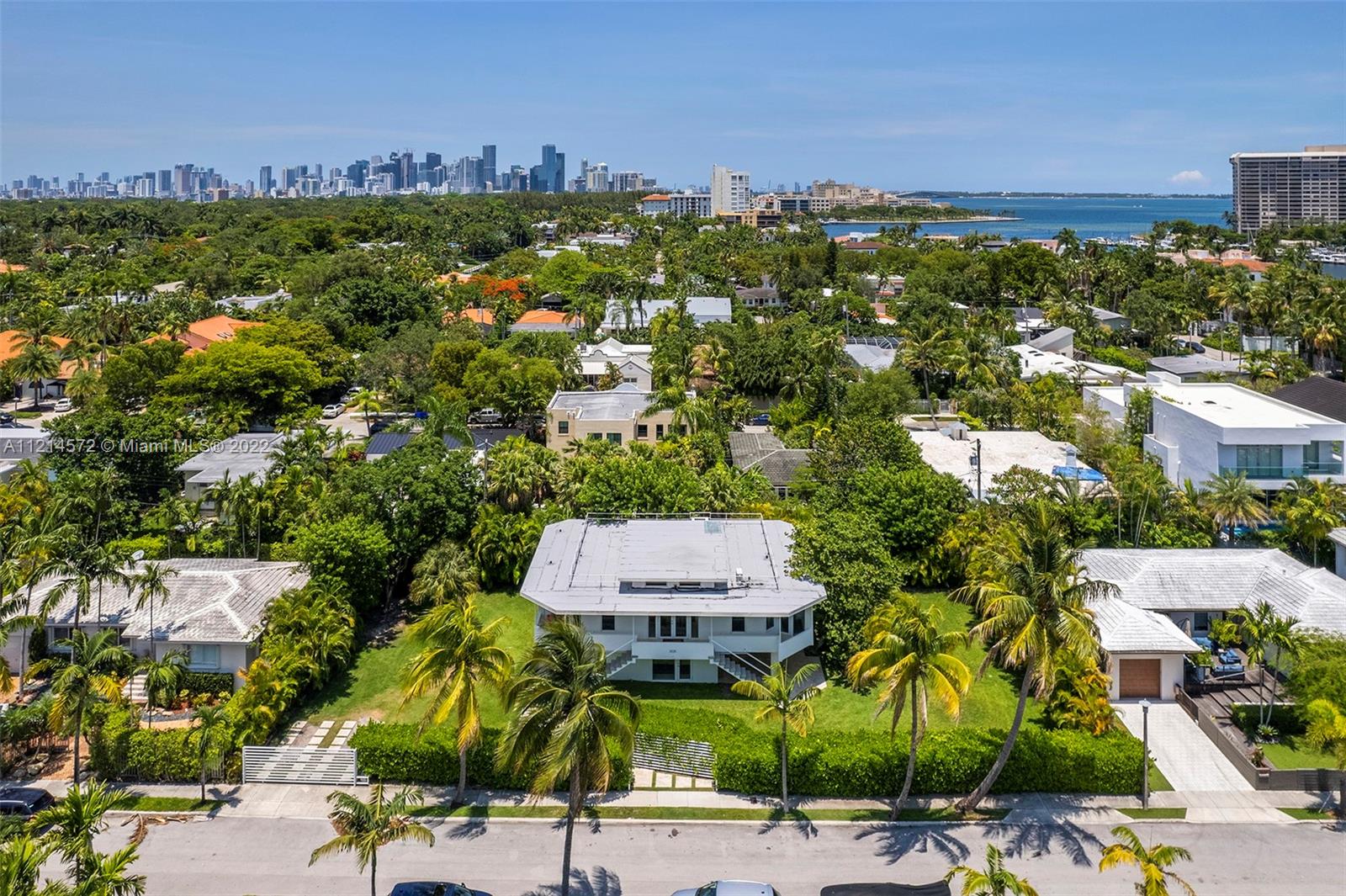 CRYSTAL VIEW - Residential