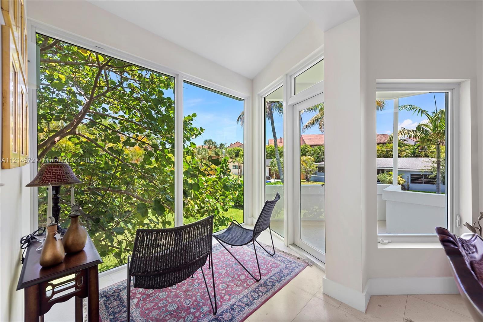 CRYSTAL VIEW - Residential