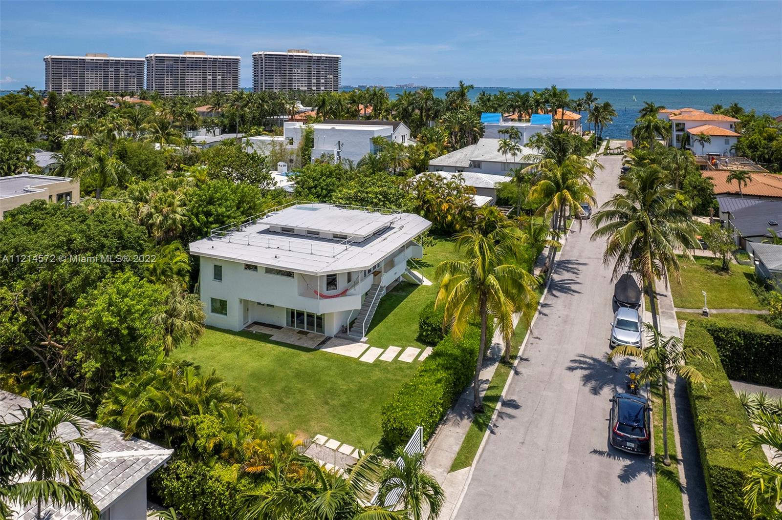 CRYSTAL VIEW - Residential