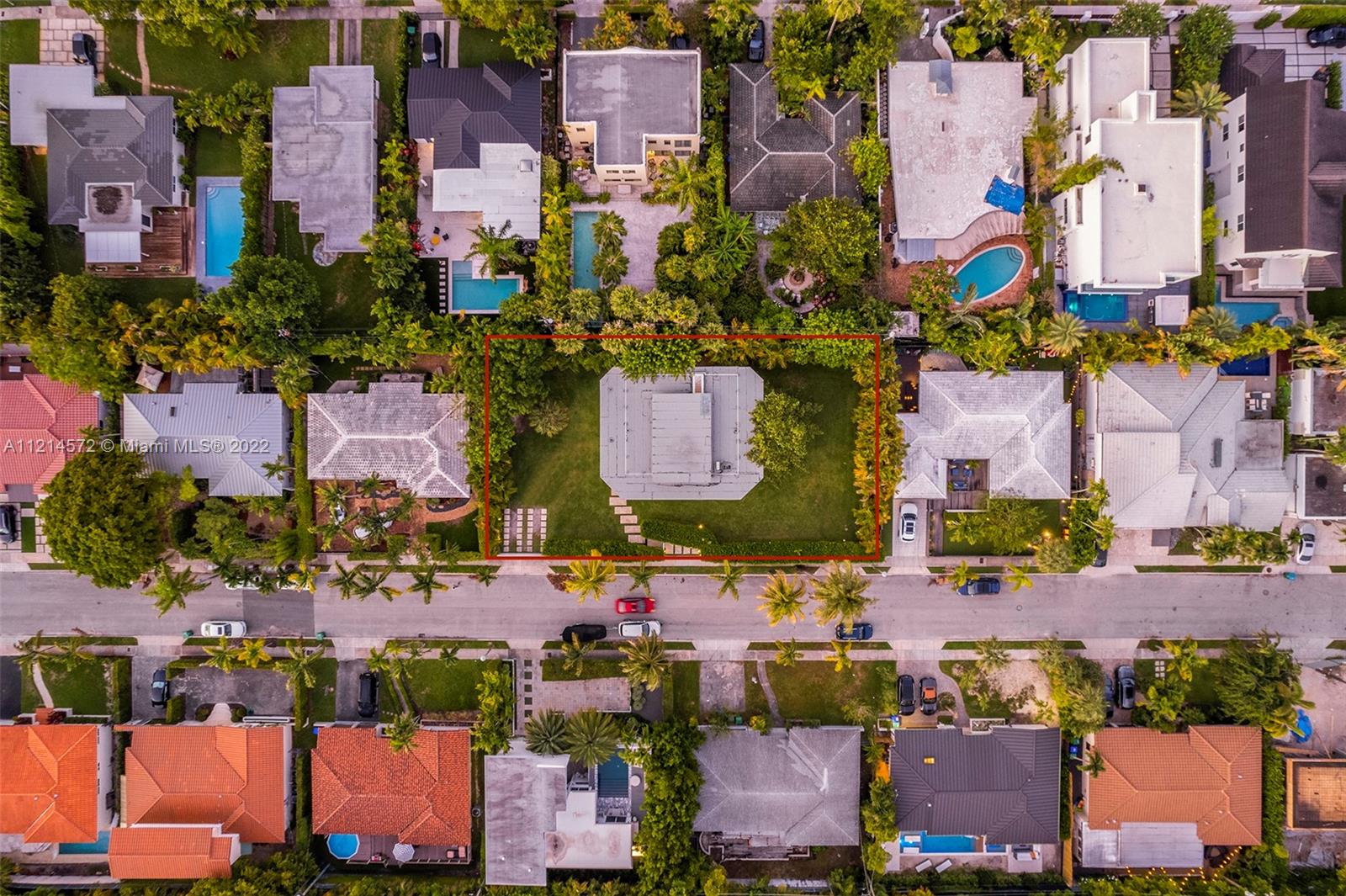 CRYSTAL VIEW - Residential