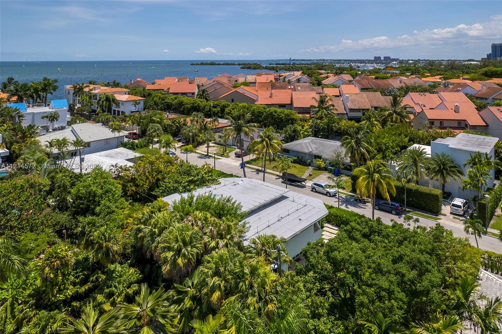 CRYSTAL VIEW - Residential