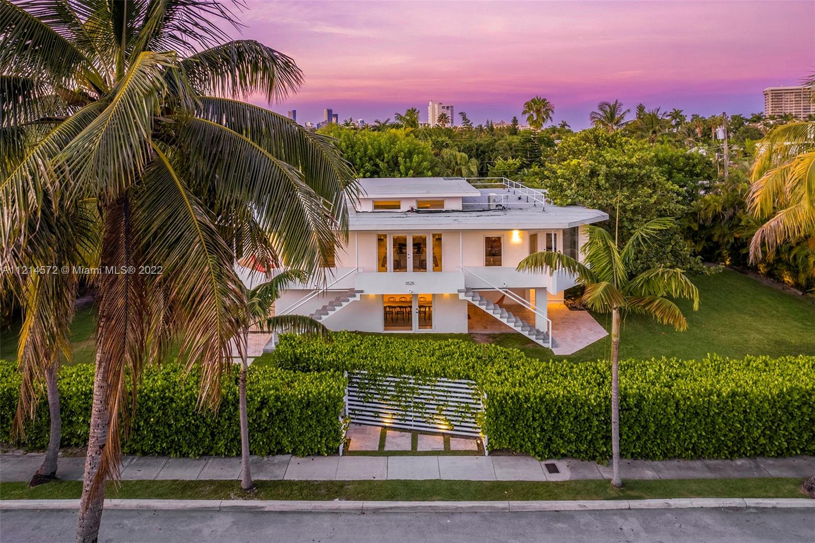 CRYSTAL VIEW - Residential