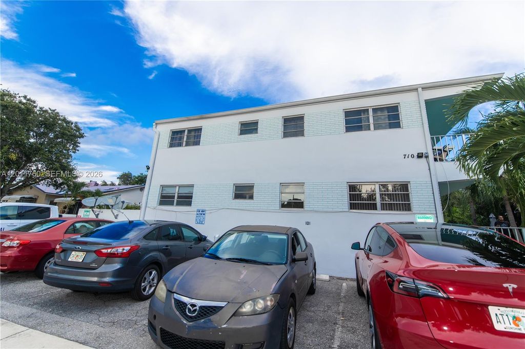 Photo of 710 N K St #202, Lake Worth, FL 33460 (MLS # A12011760)