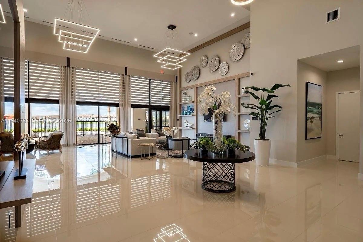 AQUABELLA SECTION ONE - Residential