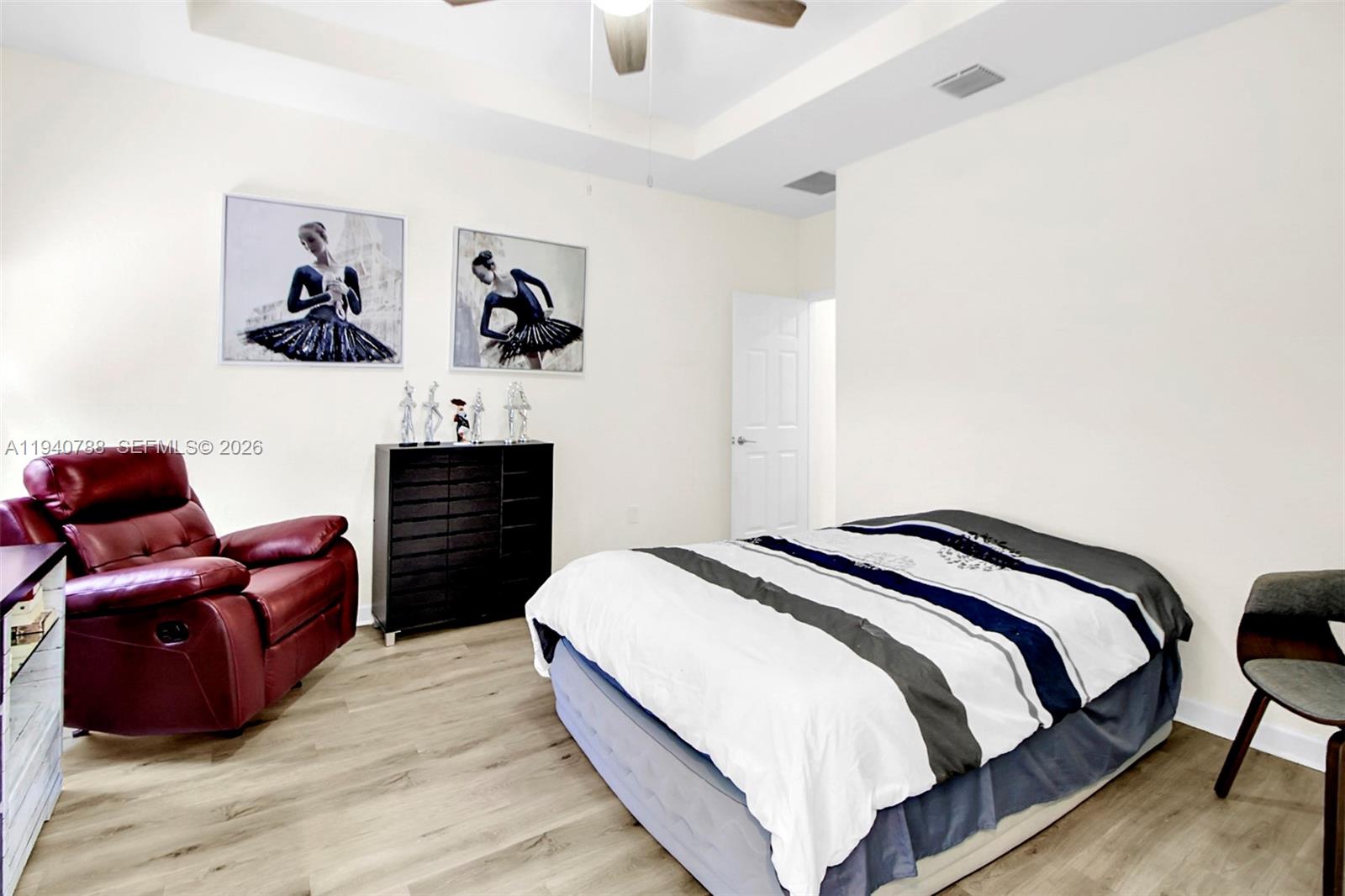 AQUABELLA SECTION ONE - Residential