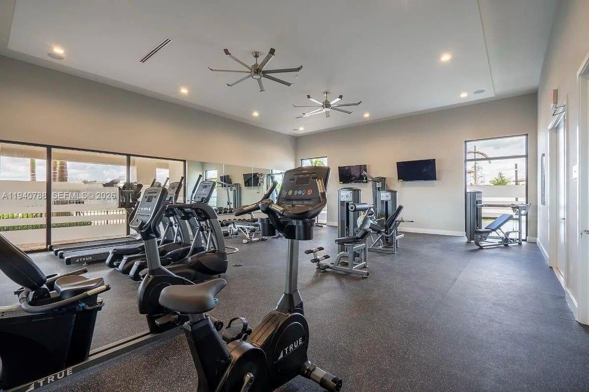 AQUABELLA SECTION ONE - Residential