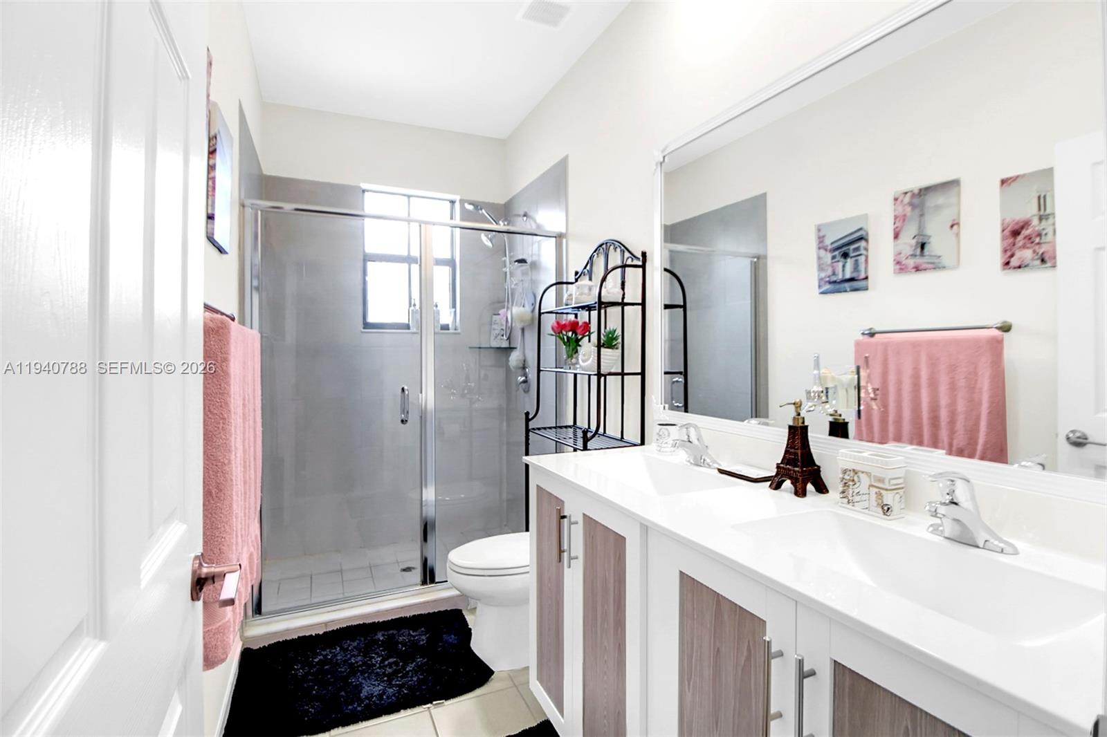 AQUABELLA SECTION ONE - Residential