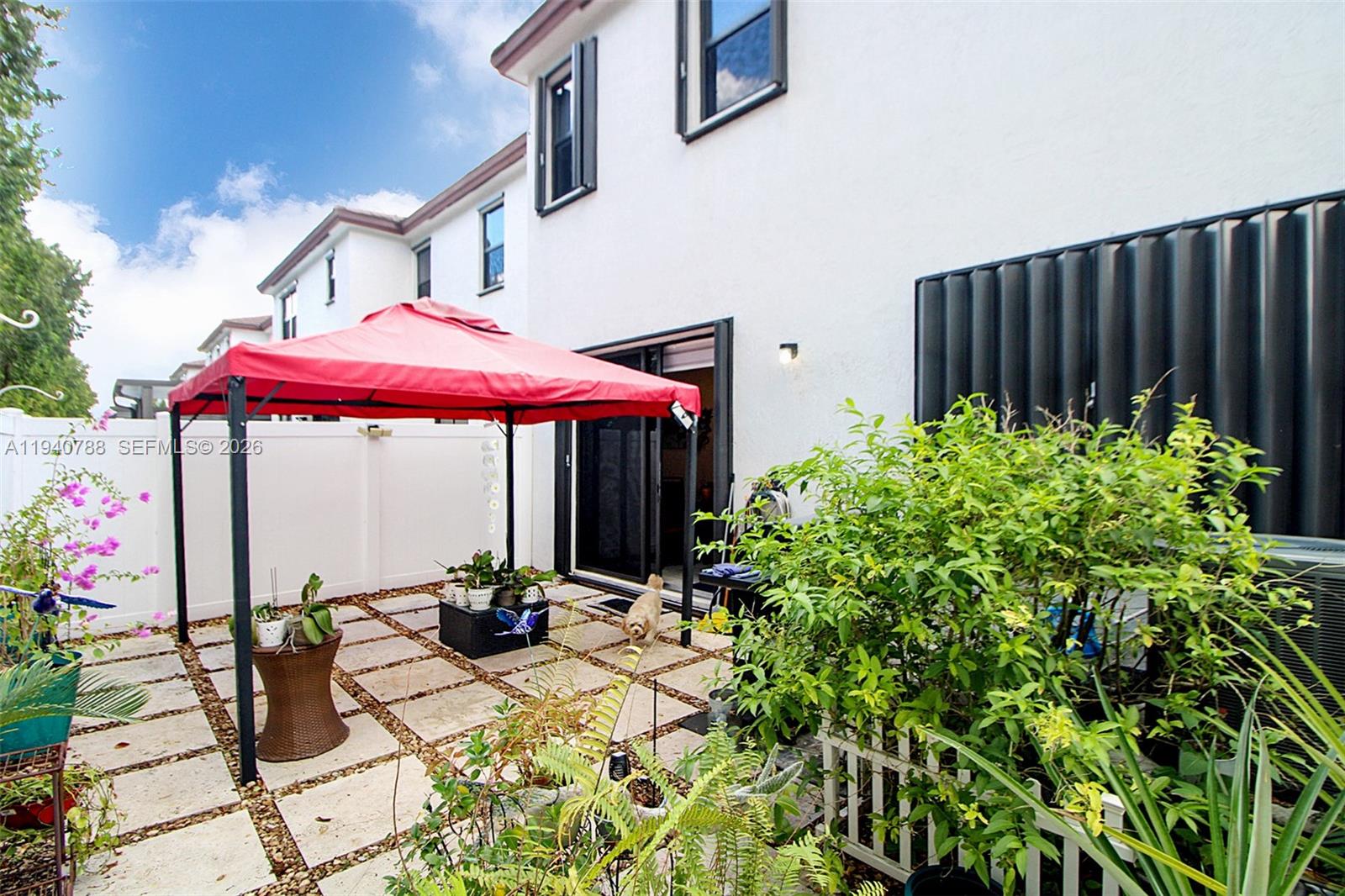 AQUABELLA SECTION ONE - Residential