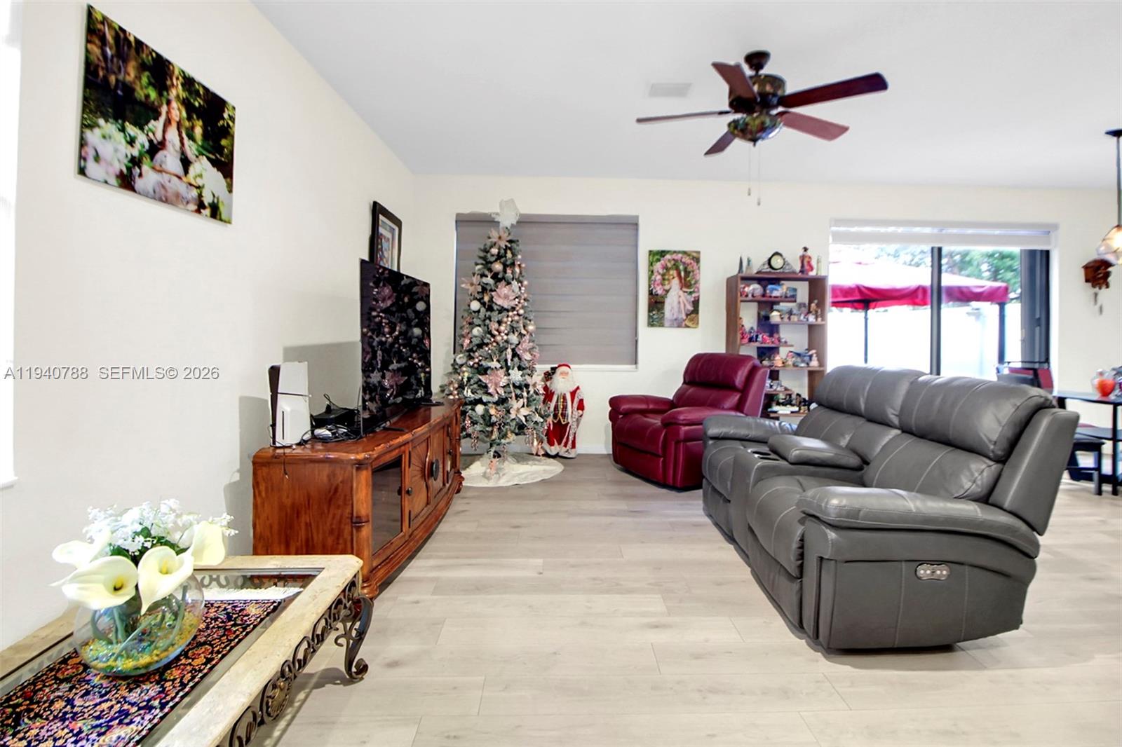 AQUABELLA SECTION ONE - Residential