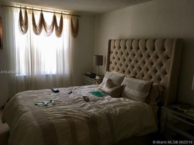 Las Olas By The River Con - Residential Lease