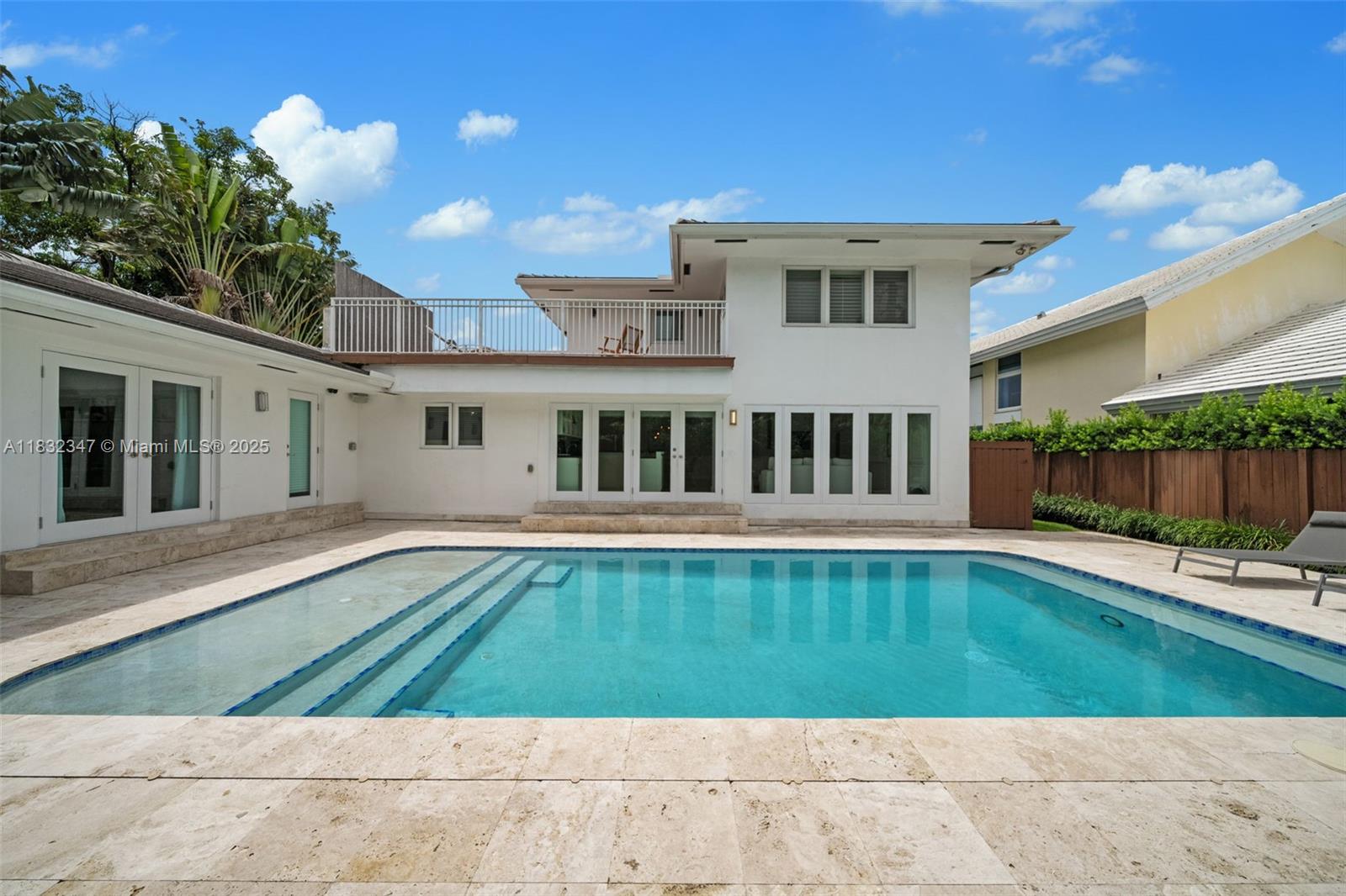 BAY HARBOR ISLAND - Residential