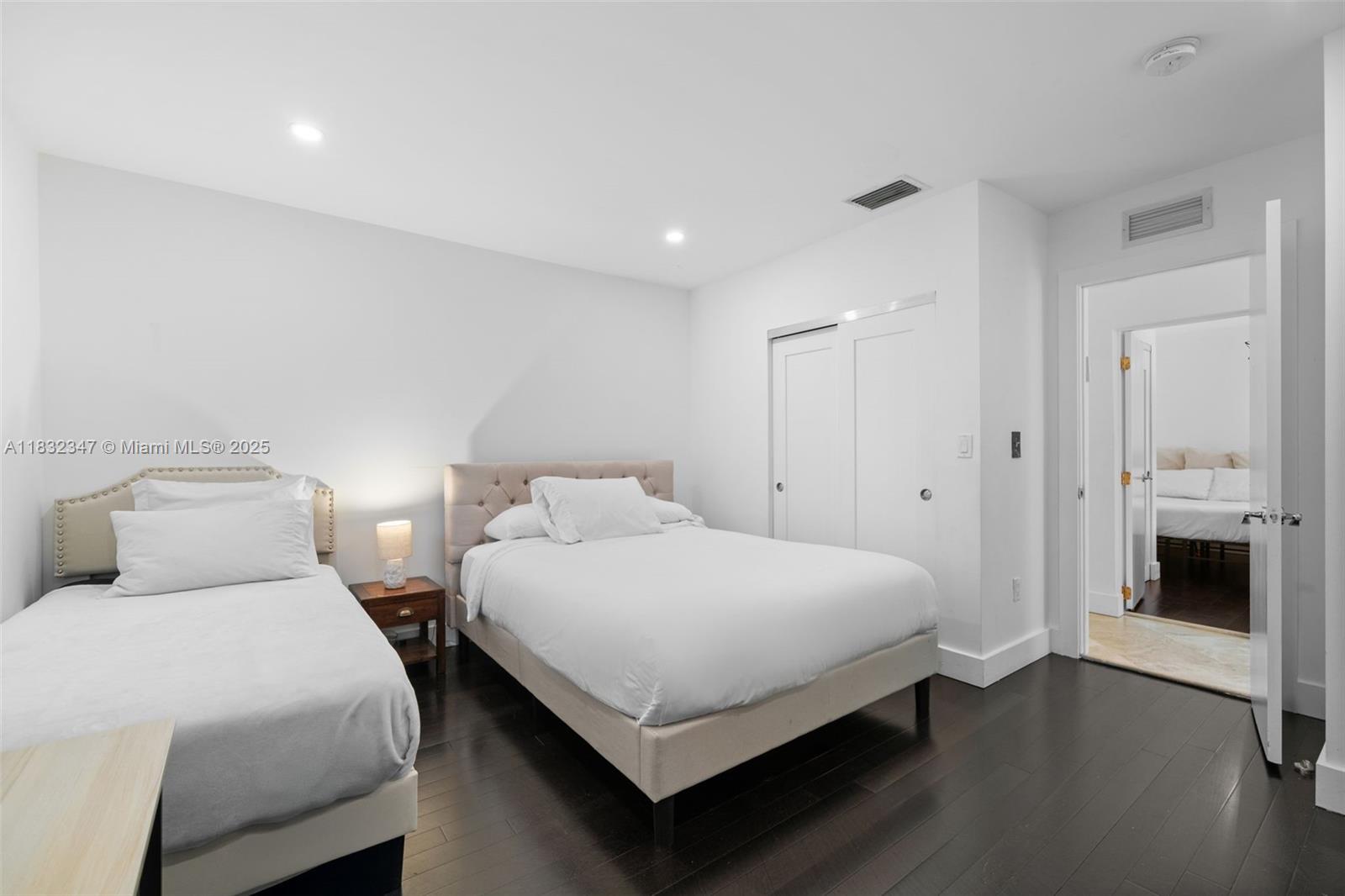 BAY HARBOR ISLAND - Residential