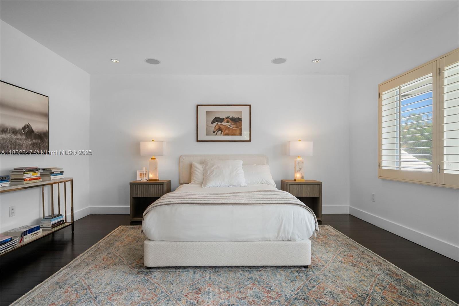 BAY HARBOR ISLAND - Residential