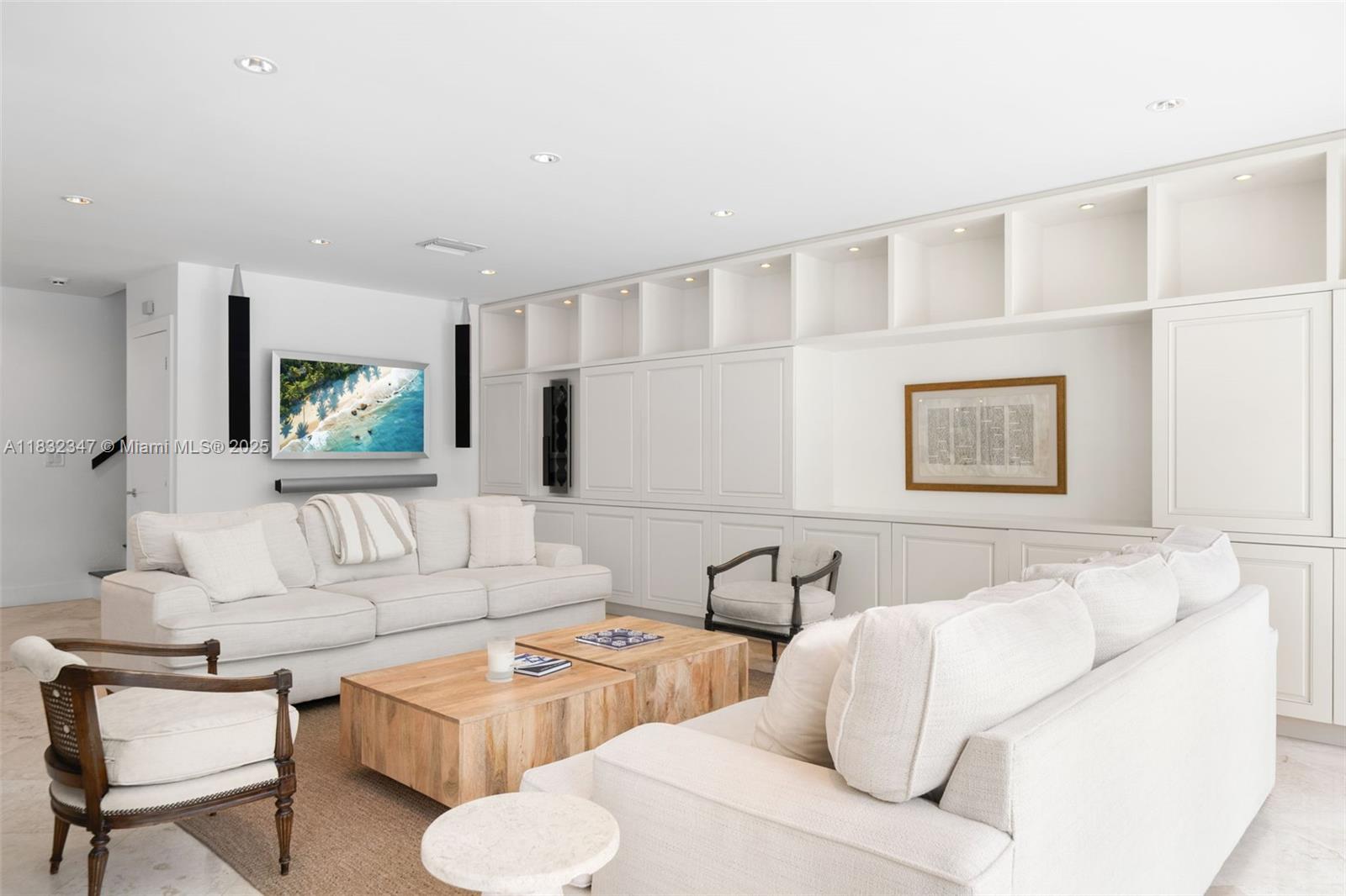 BAY HARBOR ISLAND - Residential